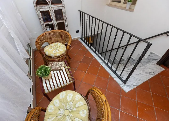 Lungaretta By Rental In Rome
